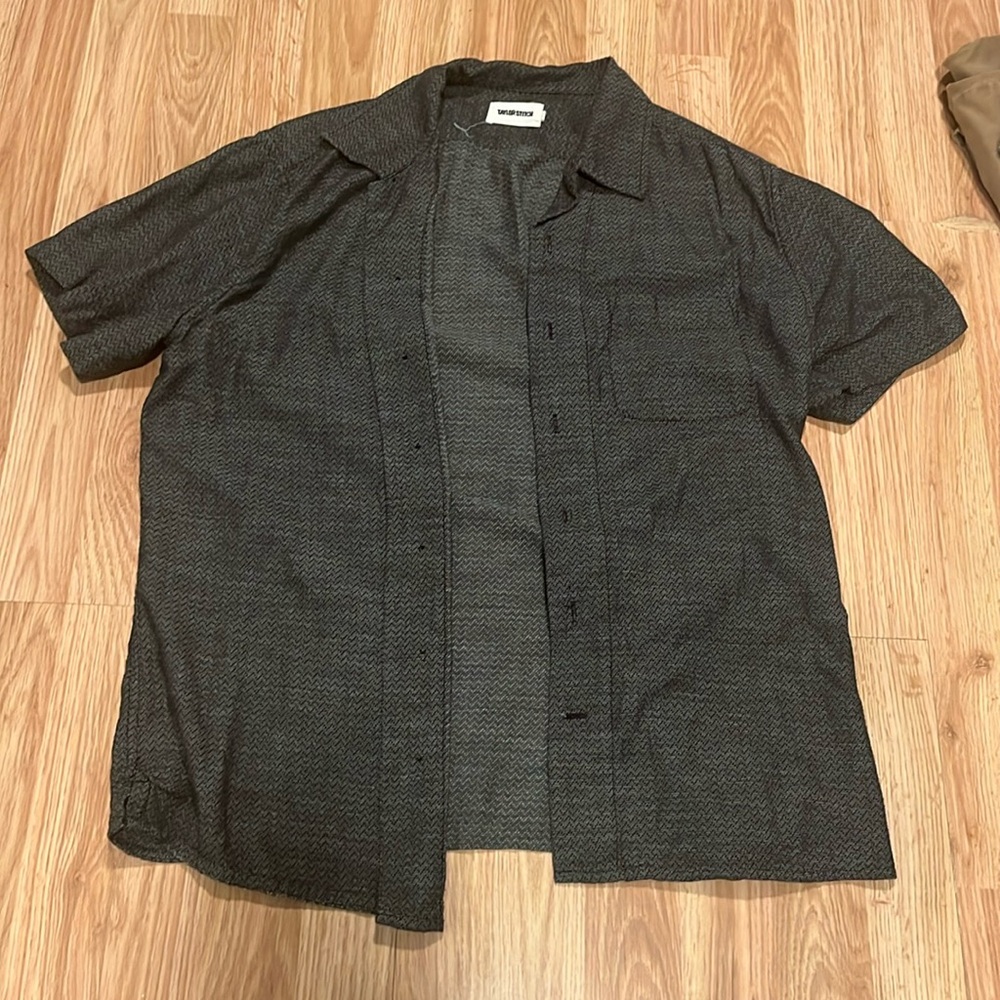 Taylor stitch button down large